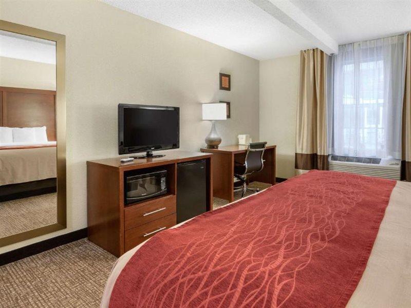 Comfort Inn Splash Harbor Bellville Екстер'єр фото