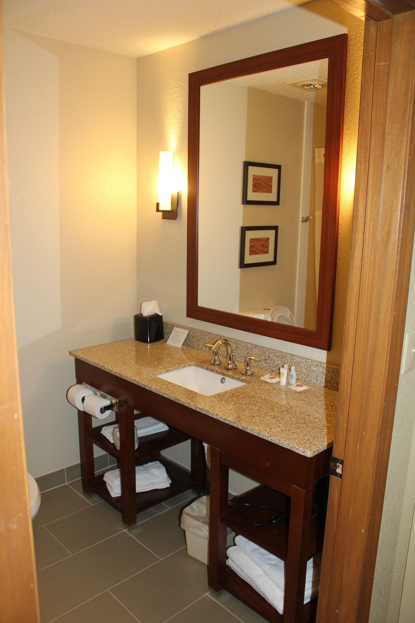 Comfort Inn Splash Harbor Bellville Екстер'єр фото