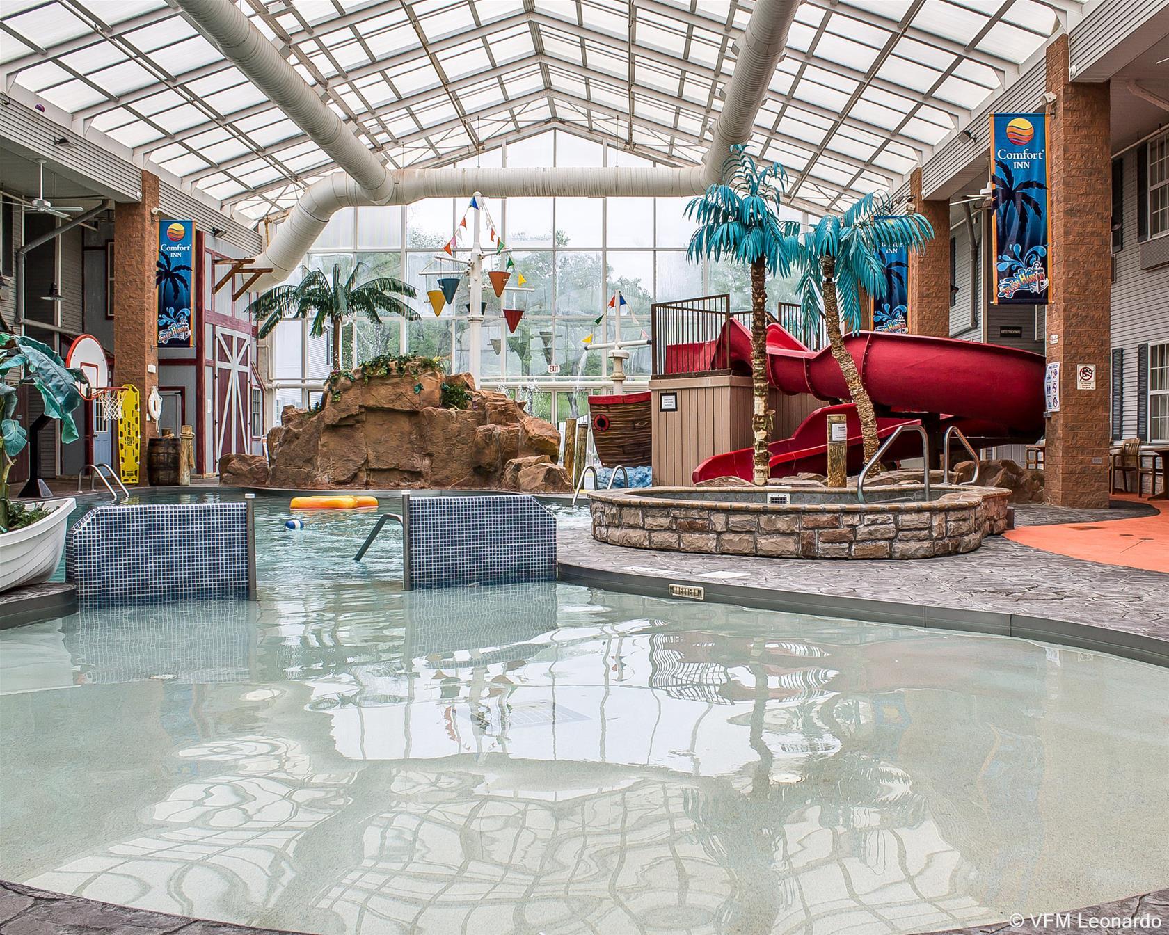Comfort Inn Splash Harbor Bellville Екстер'єр фото