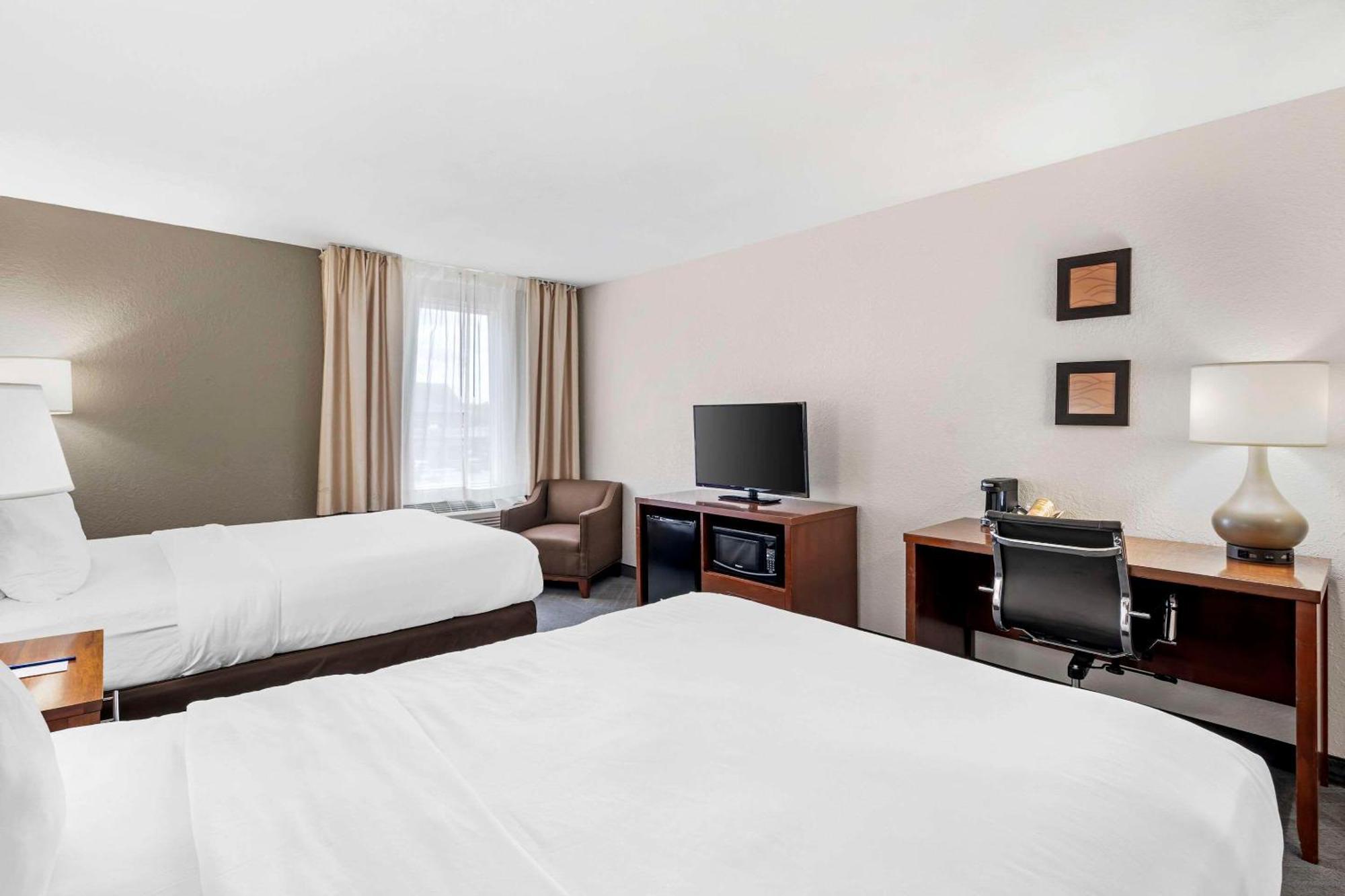 Comfort Inn Splash Harbor Bellville Екстер'єр фото